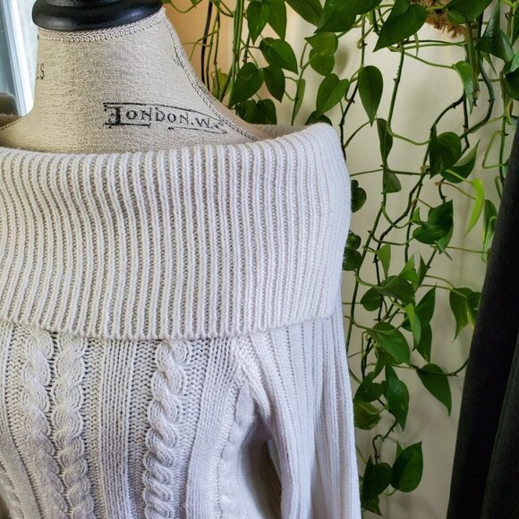 SUZY SHIER | Off The Shoulder Cable knit Long Sleeve Black White Sweater (M) - Picture 3 of 10